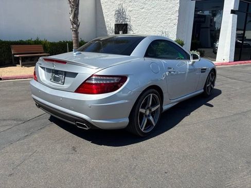 Used 2015 Mercedes-Benz SLK 250 image 6