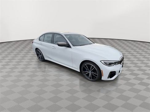Used 2020 BMW M340i xDrive w/ Premium Package image 9