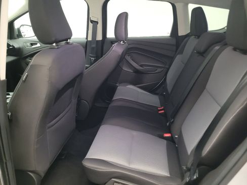Used 2018 Ford Escape SE w/ SE Sync 3 Package FWD image 18