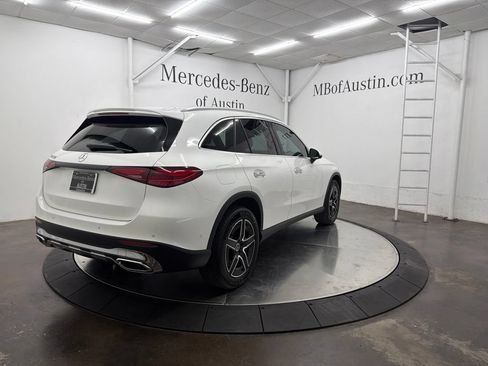 Certified 2026 Mercedes-Benz GLC 300 image 8