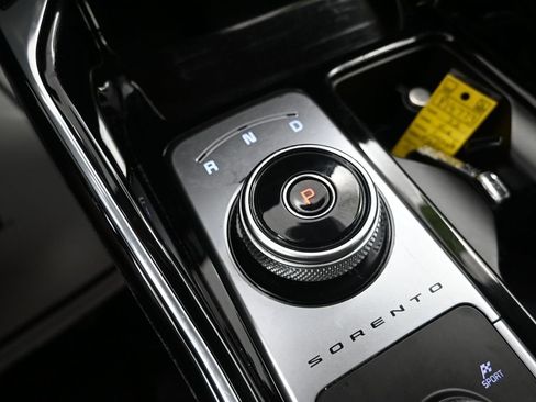 Used 2022 Kia Sorento SX AWD/4WD image 23
