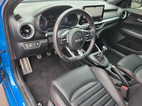 Used 2023 Kia Forte GT FWD image 4