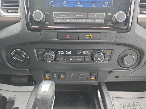 Used 2022 Nissan Frontier SV image 27