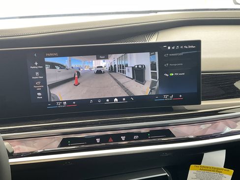 New 2026 BMW 760i xDrive w/ Executive Package image 17