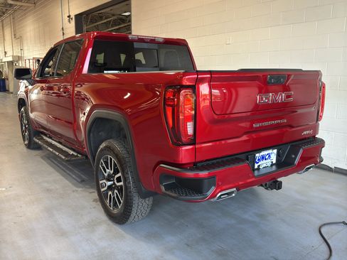 Used 2023 GMC Sierra 1500 AT4 w/ AT4 Premium Package AWD/4WD image 3