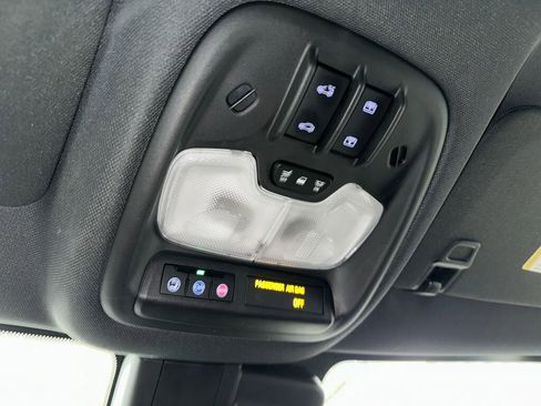 Certified 2023 Chevrolet TrailBlazer ACTIV w/ Sun and Liftgate Package image 17