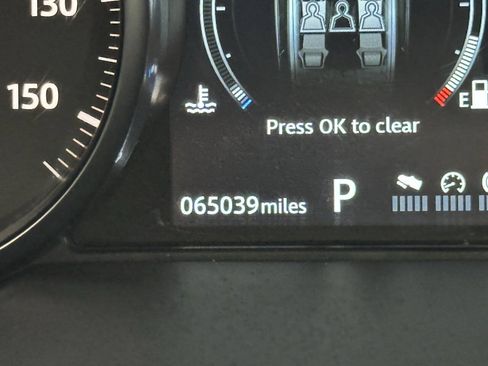 Used 2019 Land Rover Range Rover Evoque HSE AWD/4WD image 24