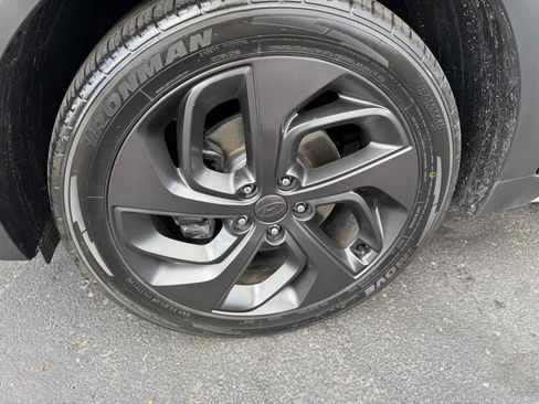 Used 2018 Hyundai Tucson Value AWD/4WD image 8
