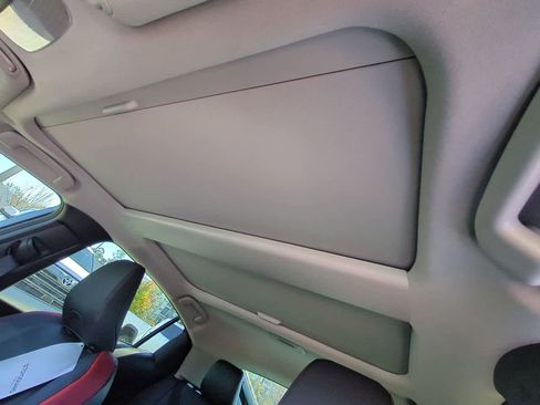 New 2026 Toyota Prius Plug-In Hybrid FWD image 19