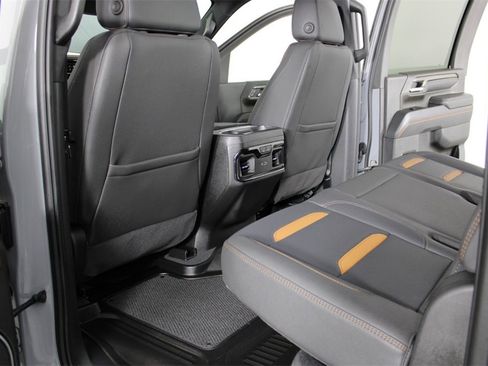 Used 2025 GMC Sierra 3500 AT4 image 34