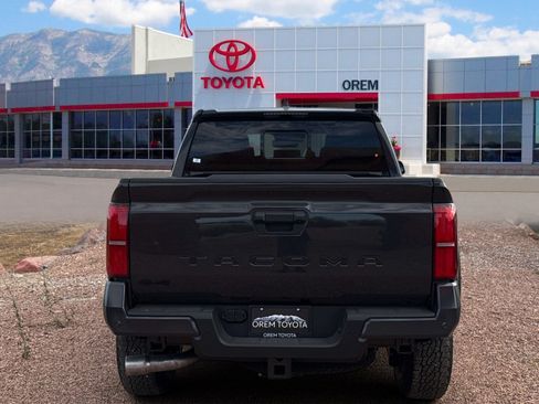 New 2026 Toyota Tacoma TRD Off-Road w/ TRD Off Road Upgrade Package AWD/4WD image 4