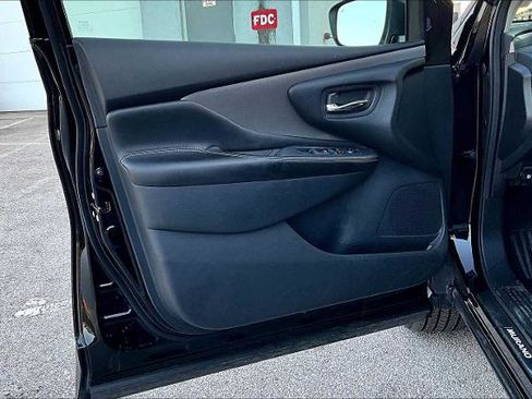 Certified 2024 Nissan Murano SV w/ SV Midnight Edition Package image 20