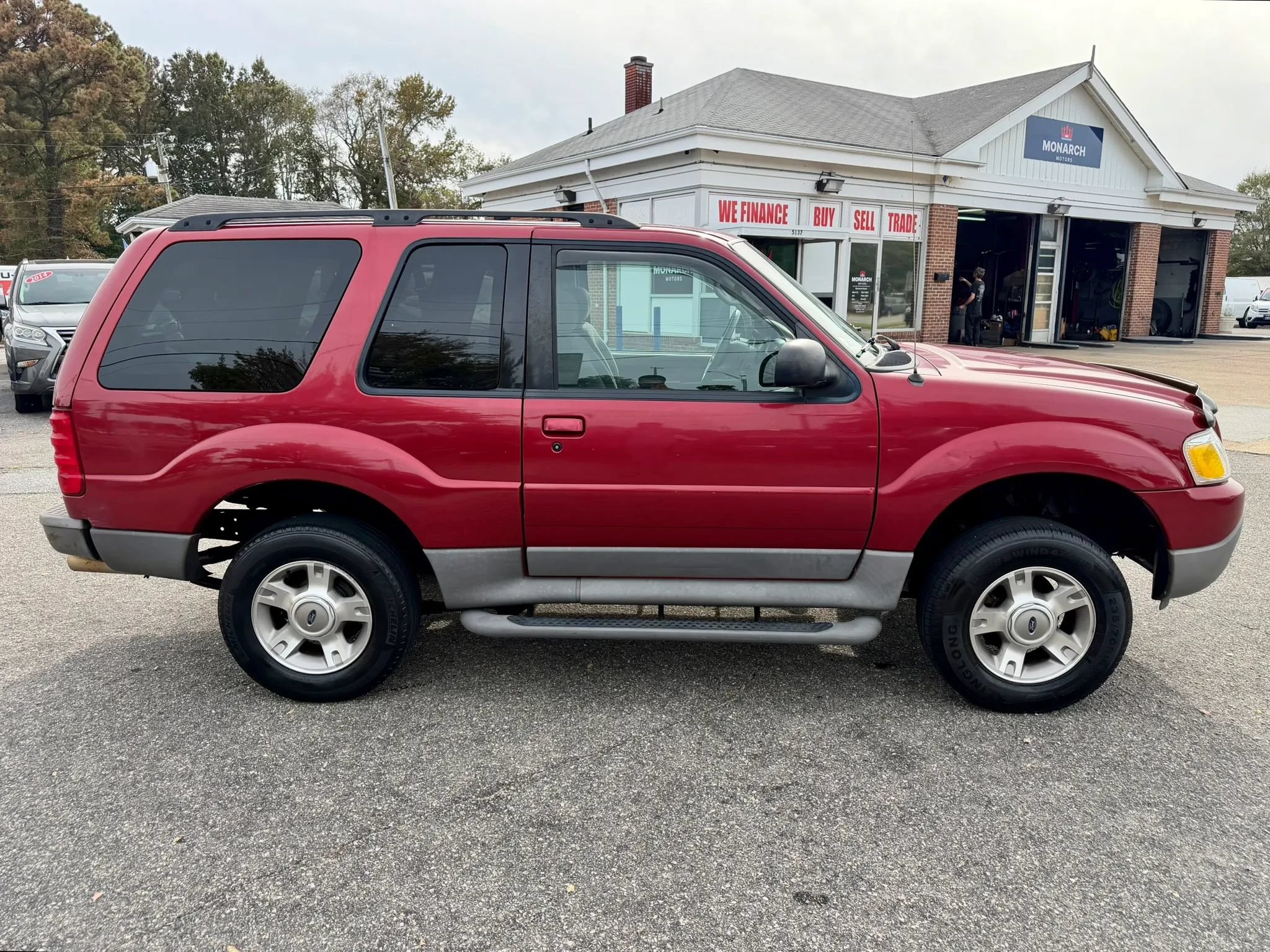 Used 2003 Ford Explorer RWD image 6