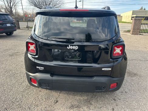 Used 2015 Jeep Renegade Latitude w/ Cold Weather Group image 14