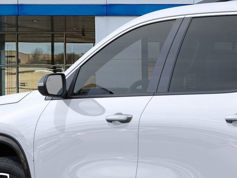 New 2026 Chevrolet Traverse High Country w/ LPO, Floor Liner Package image 13