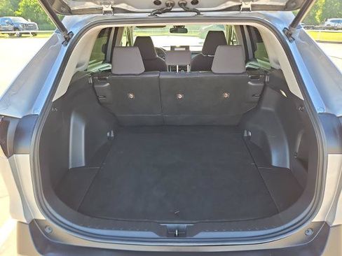 Used 2022 Toyota RAV4 XLE w/ Convenience Package AWD/4WD image 24