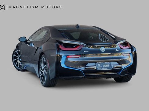 Used 2014 BMW i8 image 11