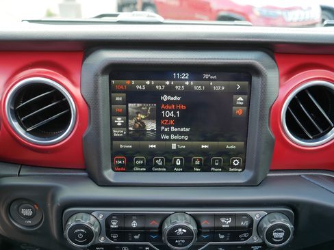 Used 2023 Jeep Wrangler Unlimited Rubicon w/ Steel Bumper Group AWD/4WD image 22