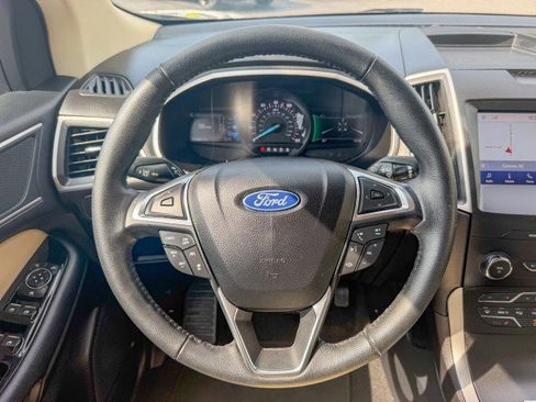 Used 2020 Ford Edge SEL w/ Convenience Package FWD image 8