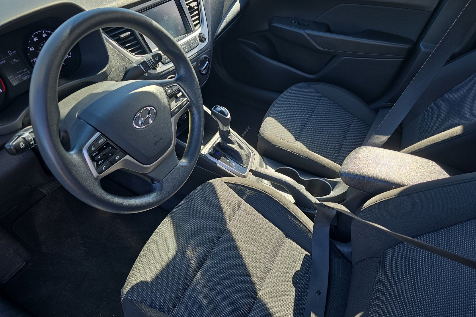 Used 2020 Hyundai Accent SEL FWD image 7