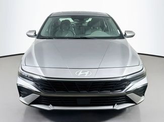 Used 2025 Hyundai Elantra SEL FWD video 2