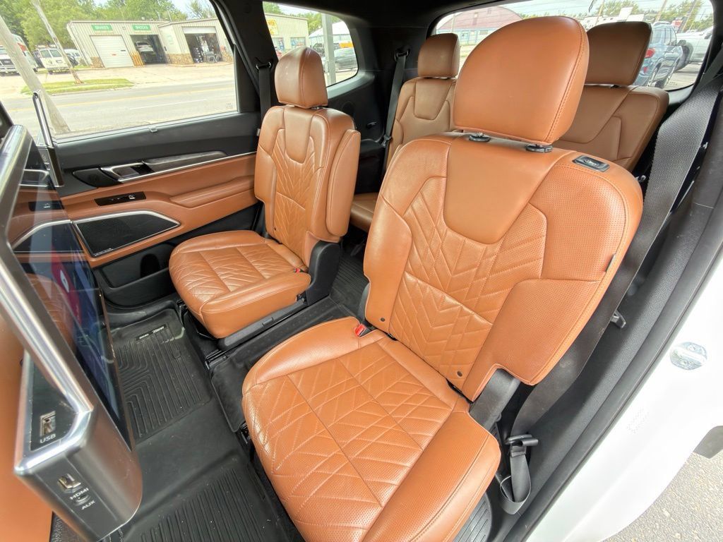 Used 2023 Kia Telluride SX Prestige X-Pro AWD/4WD image 18
