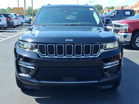 Used 2023 Jeep Grand Cherokee Limited AWD/4WD image 32