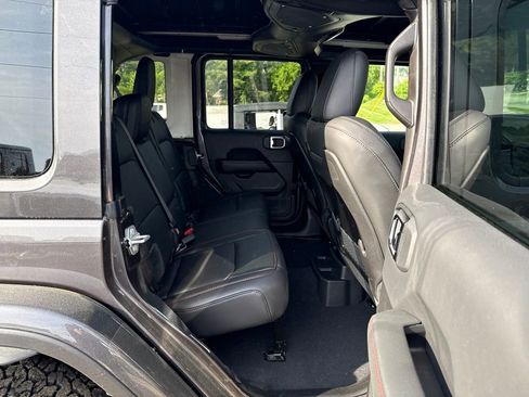 New 2026 Jeep Wrangler Unlimited Rubicon AWD/4WD image 24