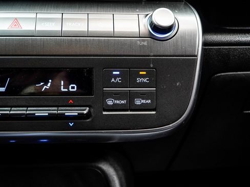 Used 2025 Hyundai Kona SEL image 23