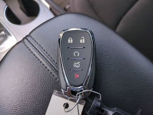 Used 2024 Chevrolet Malibu LT FWD image 29