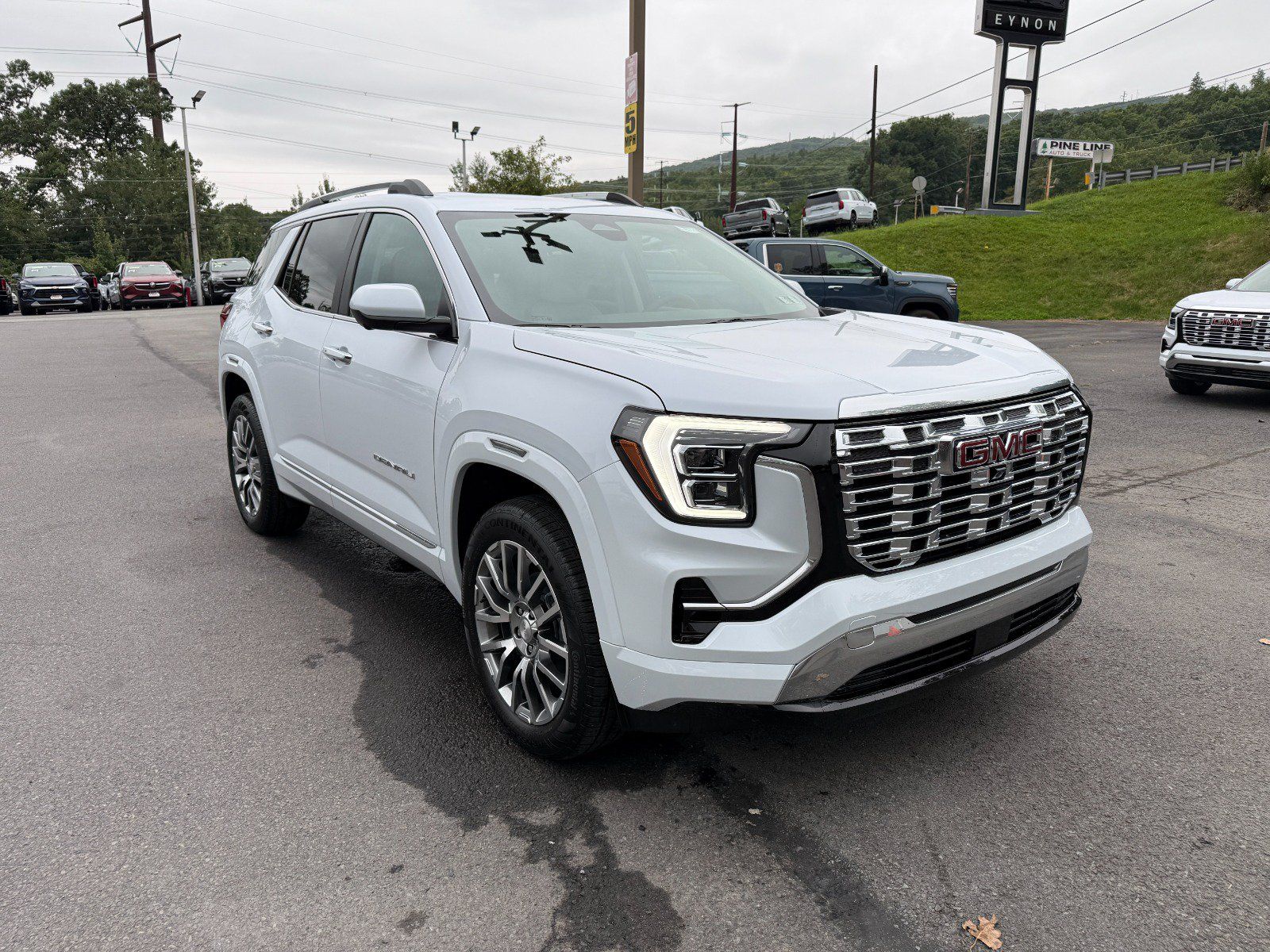 New 2027 GMC Terrain Denali AWD/4WD image 7