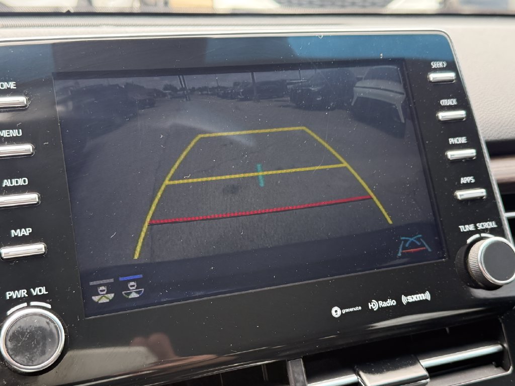 Used 2022 Toyota Avalon XLE FWD image 21