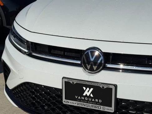 New 2026 Volkswagen Jetta Sport FWD image 4