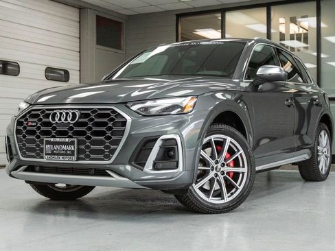 Used 2023 Audi SQ5 Premium Plus w/ Premium Plus Package image 2