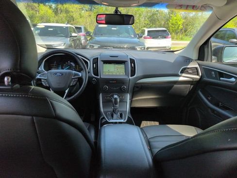 Certified 2018 Ford Edge SEL w/ Equipment Group 201A AWD/4WD image 24