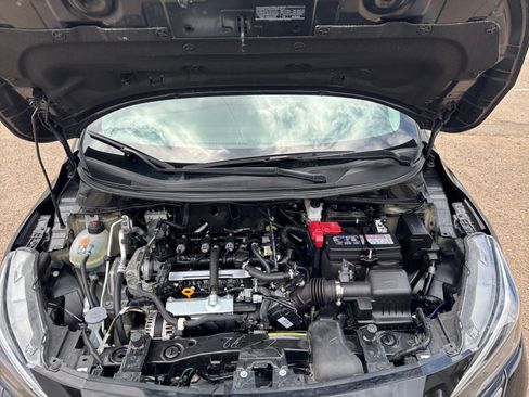 Used 2025 Nissan Versa SV FWD image 30