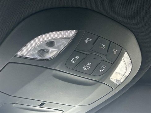 Used 2020 Chrysler Pacifica Touring-L w/ Advanced Safetytec Group image 26