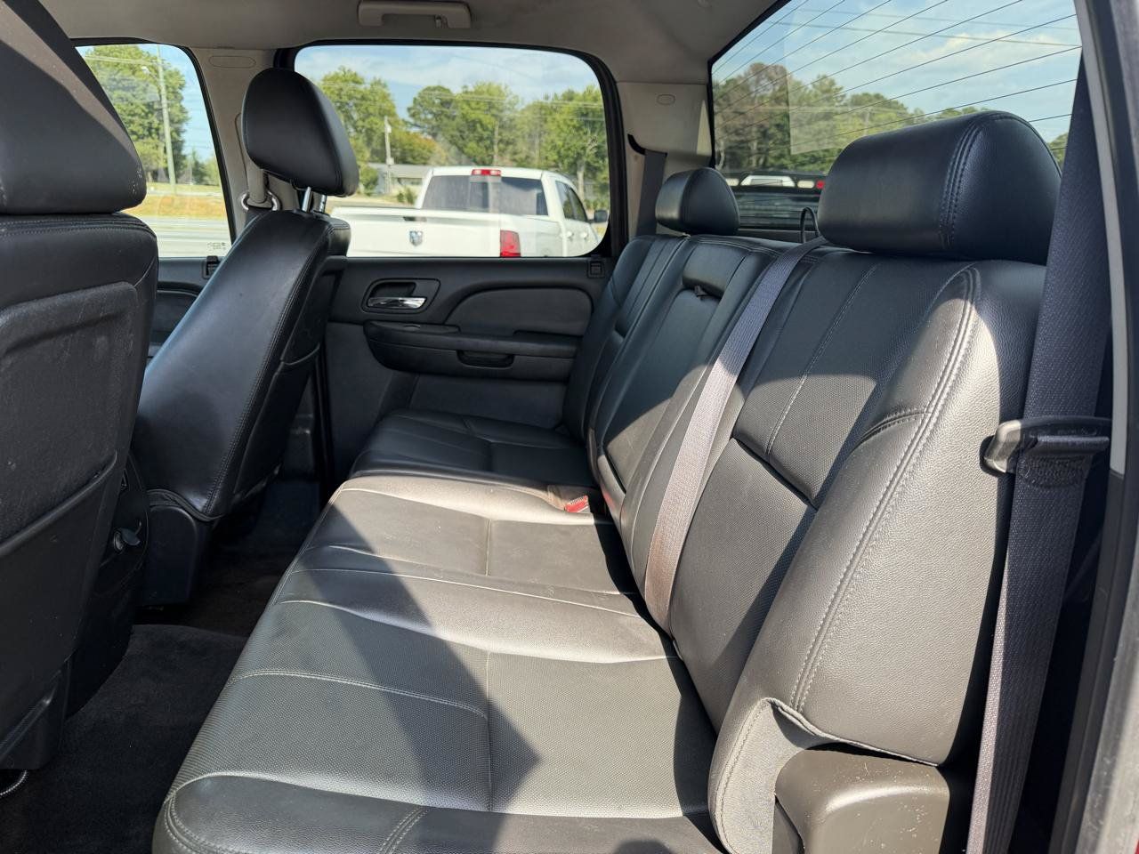 Used 2014 Chevrolet Silverado 2500 LTZ w/ LTZ Plus Package AWD/4WD image 12