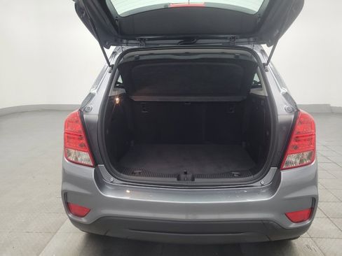 Used 2020 Chevrolet Trax LS FWD image 29