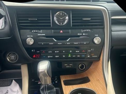 Used 2021 Lexus RX 350L FWD w/ Premium Package image 25