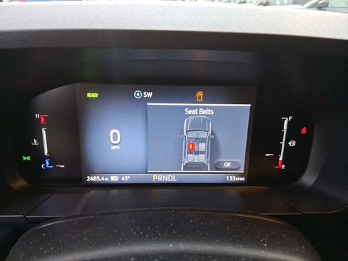 Used 2025 Ford Maverick XL w/ Equipment Group 101A image 5