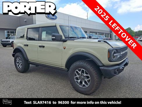 New 2025 Ford Bronco Badlands AWD/4WD image 1