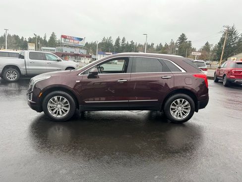Used 2017 Cadillac XT5 Luxury image 2