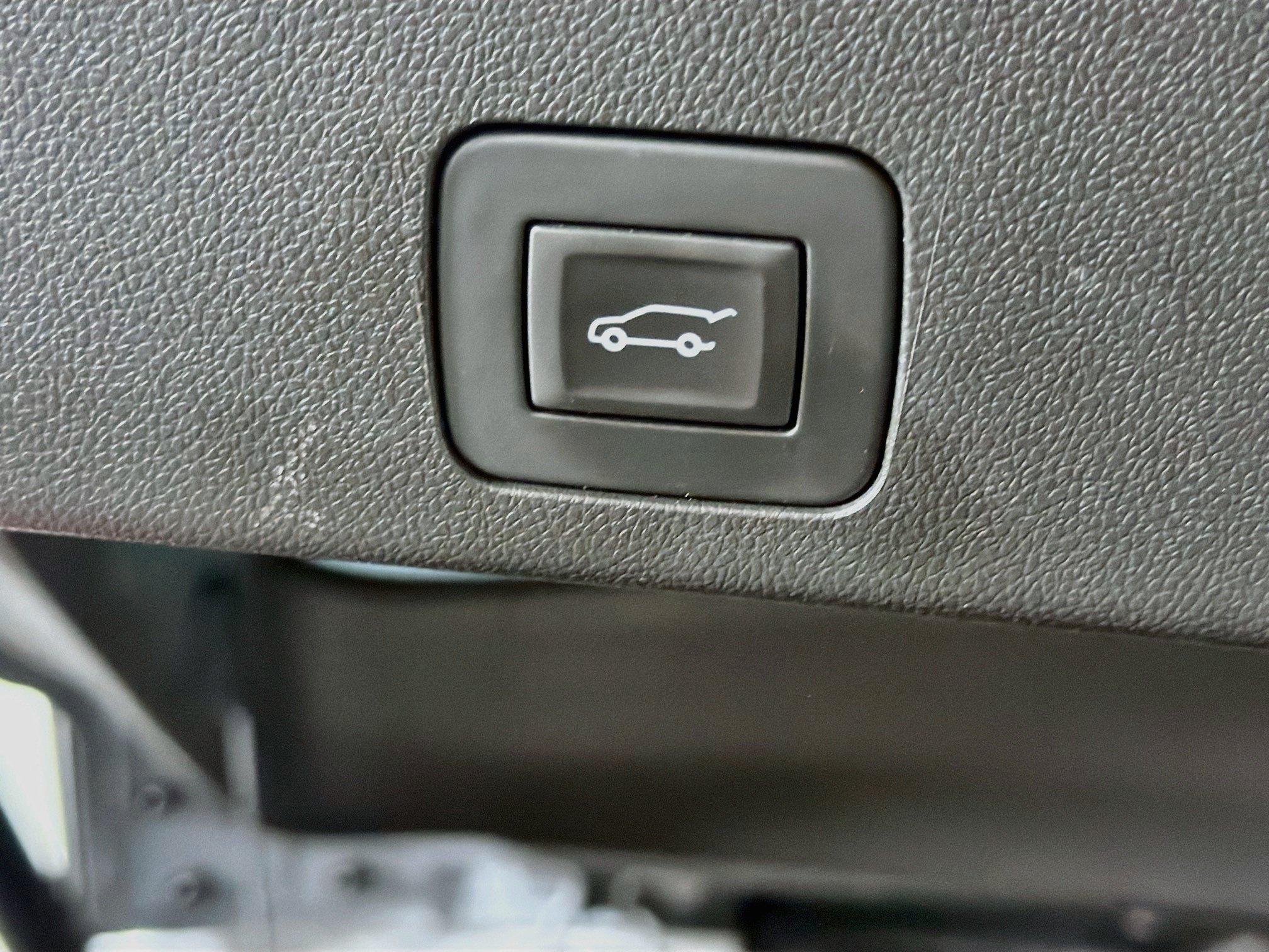 Used 2024 Buick Encore GX Sport Touring w/ Experience Buick Package FWD image 28