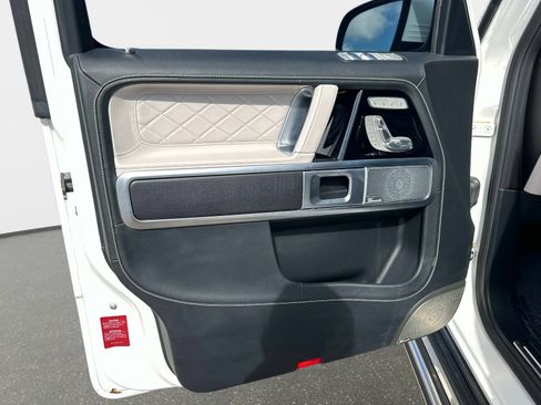 Certified 2022 Mercedes-Benz G 63 AMG 4MATIC image 18