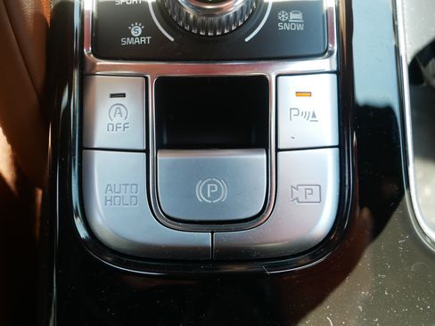 Certified 2025 Kia Telluride SX Prestige X-Line AWD/4WD image 31