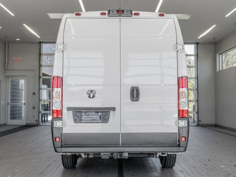 Used 2024 RAM ProMaster 3500 FWD image 14