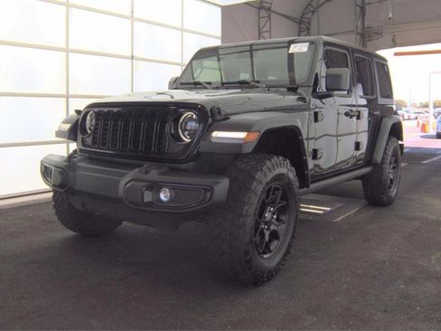 Used 2024 Jeep Wrangler Unlimited Sport AWD/4WD image 22
