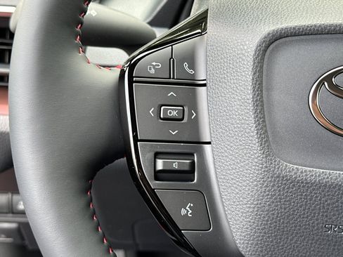 New 2026 Toyota Prius Plug-In Hybrid image 25