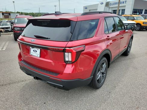 New 2026 Ford Explorer ST-Line w/ ST-Line Street Pack RWD image 5